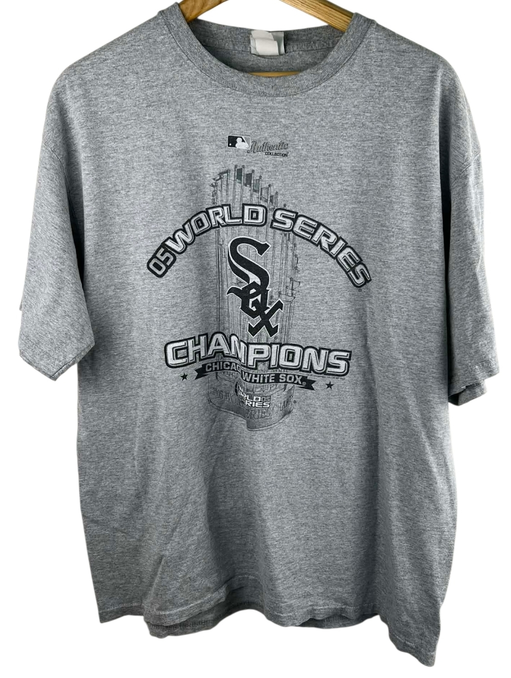 Vintage Y2K MLB Chicago White Sox World Series Champs Graphic Tee. XL. #266